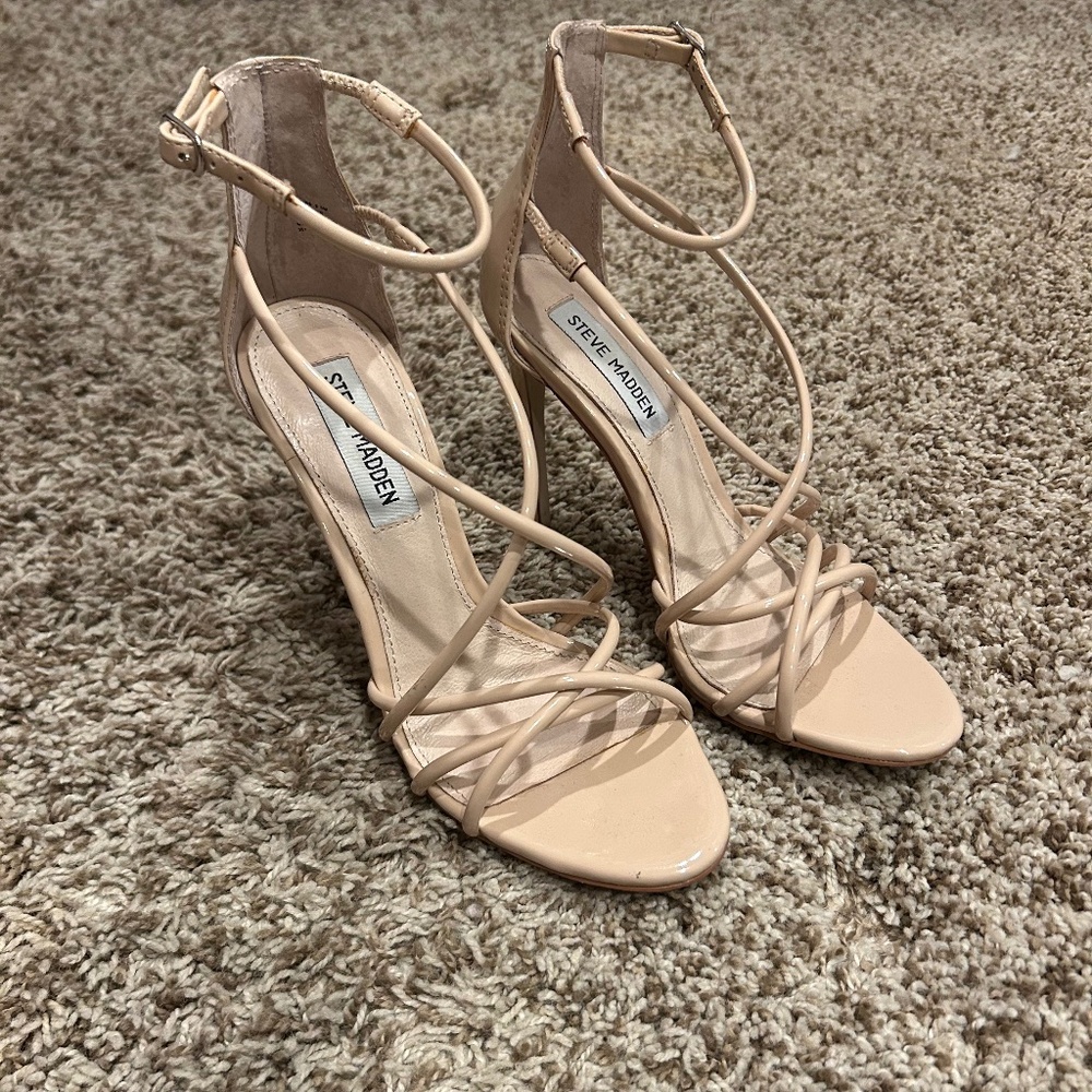 Steve Madden Nude Strappy Heels Ankle Strap Pumps Size 6.5